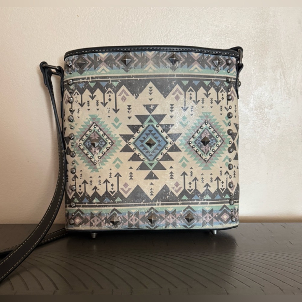 Montana west crossbody bag